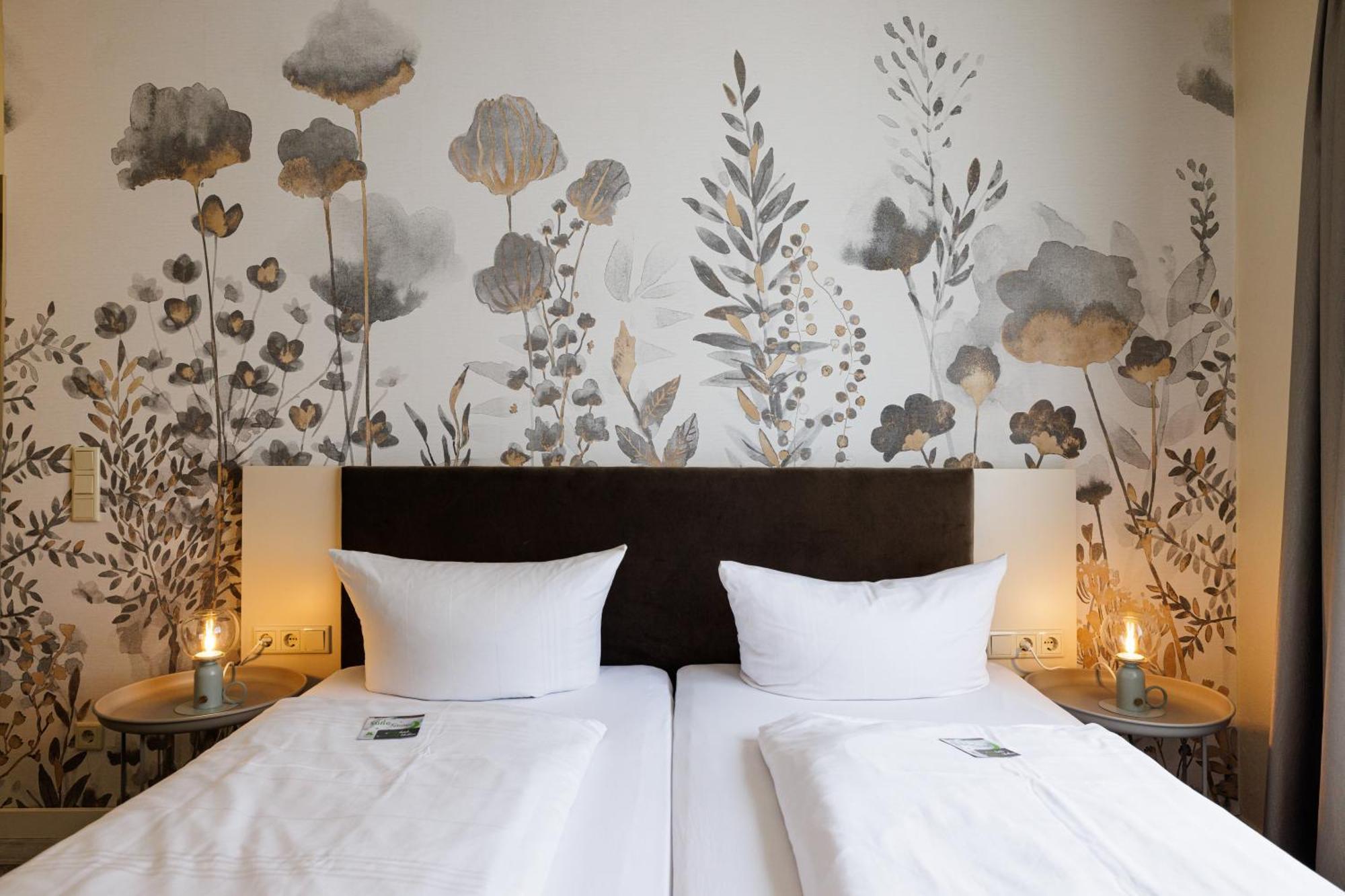 Flair Hotel Zum Storchen Bad Windsheim Εξωτερικό φωτογραφία